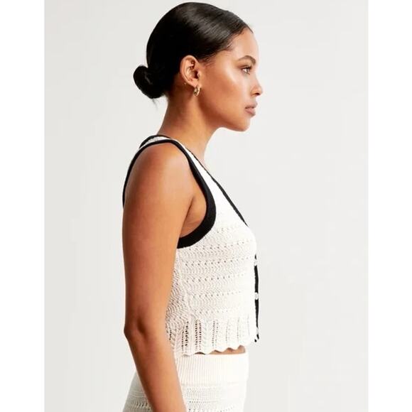 Abercrombie & Fitch Crochet Style Knit Vest Contrast Trim Sleeveless Tank Top - Picture 4 of 13